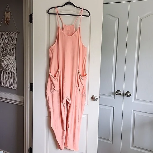 NWOT Free People FP MOVEMENT Hot Shot Onesie Melon size L - Picture 8 of 16